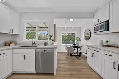 4186 Willmar Dr, Palo Alto, CA 94306 - Photo 10
