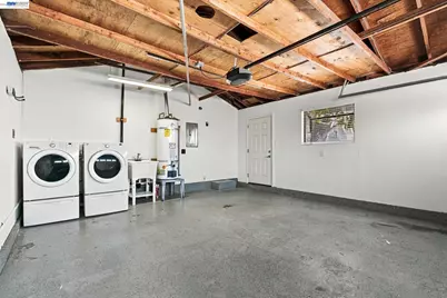 8278 Juniper Ave, Newark, CA 94560 - Photo 30
