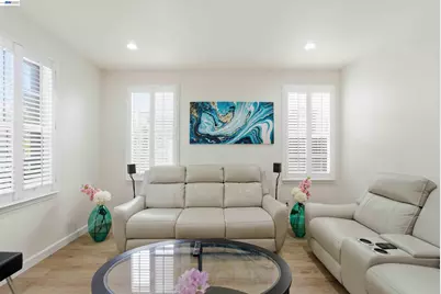7129 Cerro Crest Dr, San Jose, CA 95138 - Photo 2