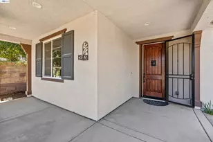 434 San Juan Dr, Mountain House, CA 95391 - Photo 2