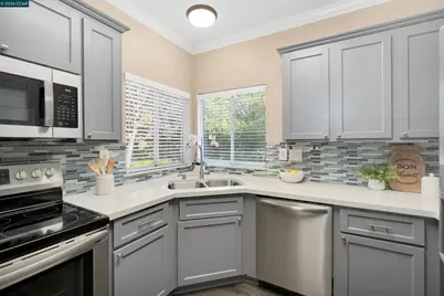 138 Marsala Ct, Hercules, CA 94547 - Photo 16