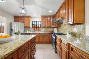 5470 Fernwood Dr, Newark, CA 94560 - Photo 8