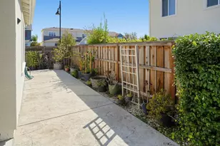 18511 Maynell Dr, Lathrop, CA 95330 - Photo 40