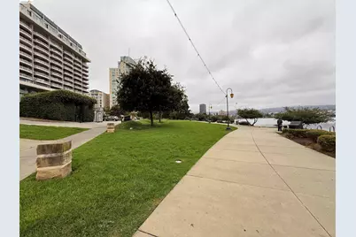 1425 Lakeside Dr #201, Oakland, CA 94612 - Photo 32