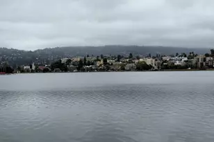 1425 Lakeside Dr, Oakland, CA 94612 - Photo 32