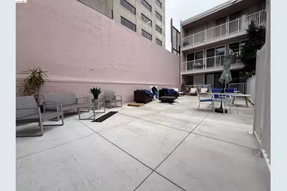1425 Lakeside Dr #201, Oakland, CA 94612 - Photo 24