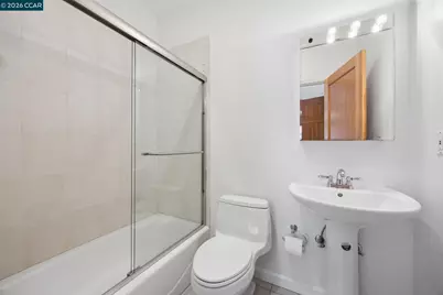 5535 Moraga Ave, Oakland, CA 94611 - Photo 52