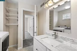 4354 Terrabella Way, Oakland, CA 94619 - Photo 34