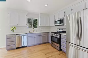 4354 Terrabella Way, Oakland, CA 94619 - Photo 12