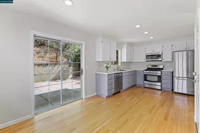 4354 Terrabella Way, Oakland, CA 94619 - Photo 10