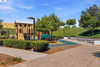 617 Sandalwood Dr #4, Livermore, CA 94551 - Photo 56