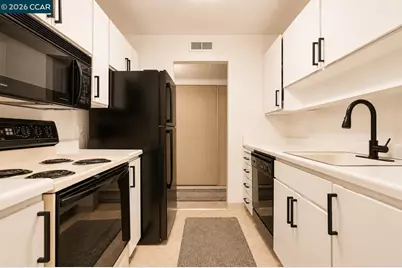 440 Civic Dr #203, Walnut Creek, CA 94596 - Photo 14