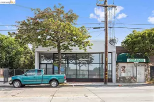 2968 MacArthur Blvd, Oakland, CA 94602 - Photo 1