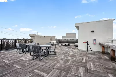 2875 Tradewind Dr, Alameda, CA 94501 - Photo 32