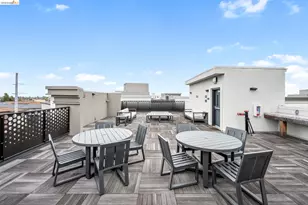 2875 Tradewind Dr, Alameda, CA 94501 - Photo 34