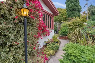 19 Sunset Dr, Kensington, CA 94707 - Photo 2