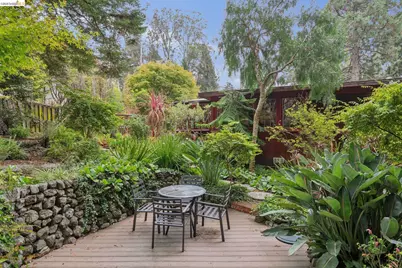 19 Sunset Dr, Kensington, CA 94707 - Photo 70