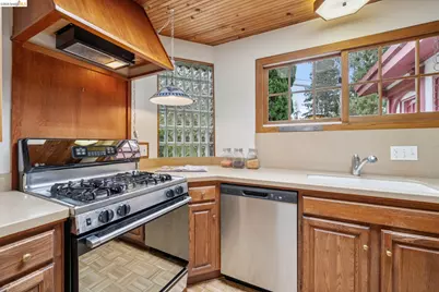 19 Sunset Dr, Kensington, CA 94707 - Photo 18