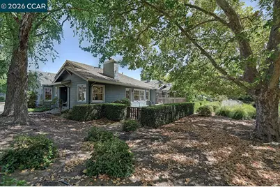 1923 Lakeshire Dr, Walnut Creek, CA 94595 - Photo 2