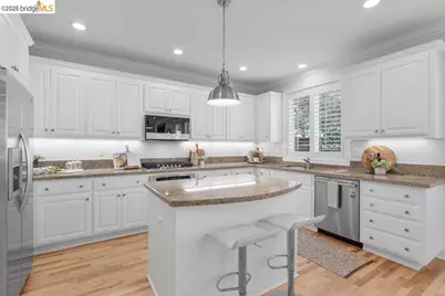 207 Flagship Court, Richmond, CA 94801 - Photo 12