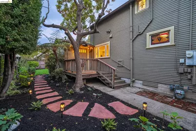 2129 Roosevelt Ave, Berkeley, CA 94703 - Photo 32