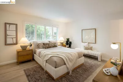 2029 Otis Dr #P, Alameda, CA 94501 - Photo 18