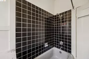 1711 Milvia, Berkeley, CA 94709 - Photo 20