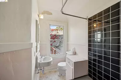 1711 Milvia #A, Berkeley, CA 94709 - Photo 18