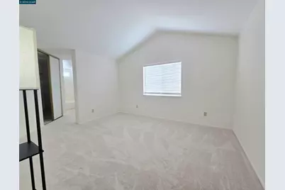 201 Fairbrook Ct, Suisun City, CA 94585 - Photo 24