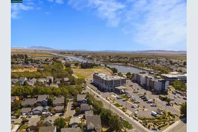 13 Deck Dr, Suisun City, CA 94585 - Photo 18