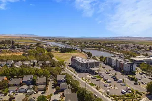 13 Deck Dr, Suisun City, CA 94585 - Photo 18