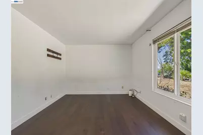 327 Steven Cir, Benicia, CA 94510 - Photo 26