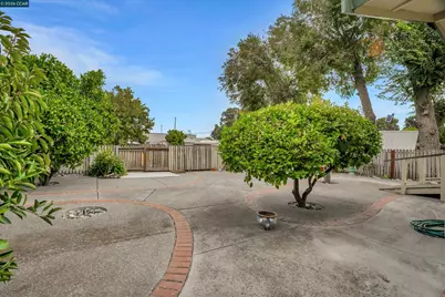 8 Water St, Bay Point, CA 94565 - Photo 28