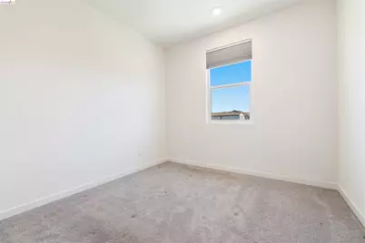 2570 Natomas Crossing Drive, Sacramento, CA 95834 - Photo 26