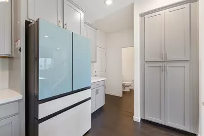 2570 Natomas Crossing Drive, Sacramento, CA 95834 - Photo 18