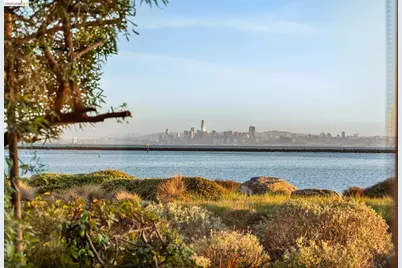 6 Waterline Pl, Richmond, CA 94801 - Photo 2