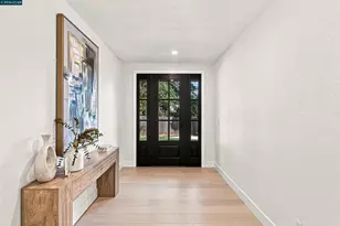 27 Crest Ave, Alamo, CA 94507 - Photo 2