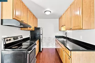 1060 Oak Grove Rd, Concord, CA 94518 - Photo 24