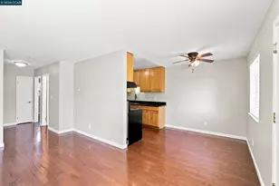 1060 Oak Grove Rd, Concord, CA 94518 - Photo 16