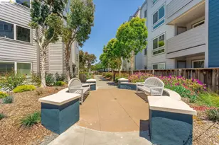 6400 Christie Ave, Emeryville, CA 94608 - Photo 32