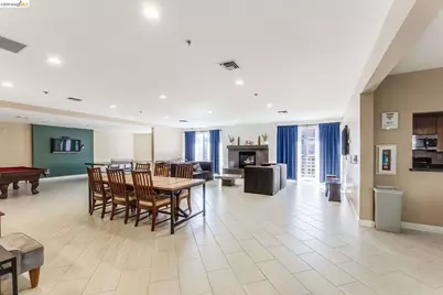 6400 Christie Ave #2112, Emeryville, CA 94608 - Photo 44