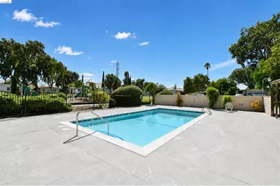 365 Stonyford Dr, Pittsburg, CA 94565 - Photo 30
