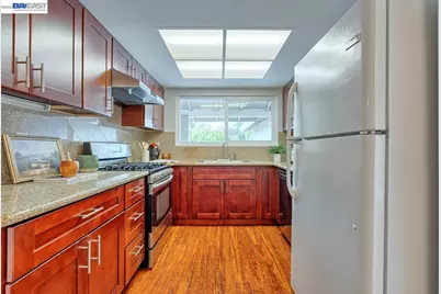 2502 Begonia St, Union City, CA 94587 - Photo 8