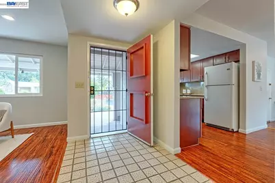 2502 Begonia St, Union City, CA 94587 - Photo 30