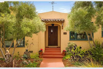 1564 Beverly Pl, Berkeley, CA 94706 - Photo 2