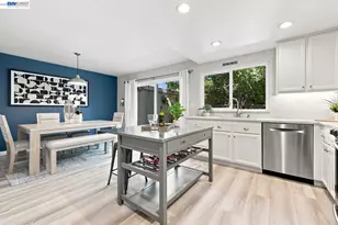 1305 Waterfall Way, Concord, CA 94521 - Photo 12