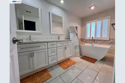 5371 San Simeon Pl, Castro Valley, CA 94552 - Photo 1