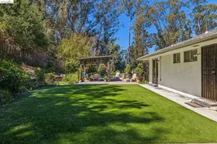 11233 Monan St, Oakland, CA 94605 - Photo 62