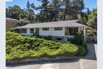 11233 Monan St, Oakland, CA 94605 - Photo 1