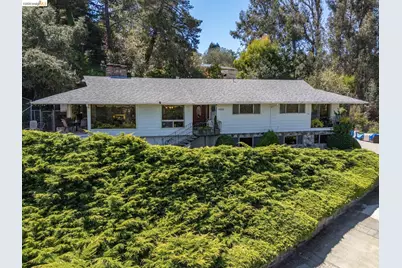 11233 Monan St, Oakland, CA 94605 - Photo 80